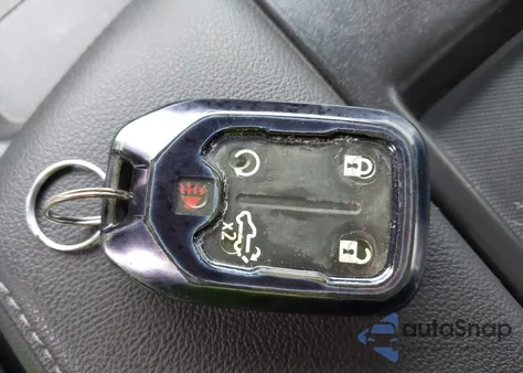 2020 Chevrolet Silverado 1500 4Wd Short Bed Lt from USA, damaged, VIN 3GCUYDED8LG405603